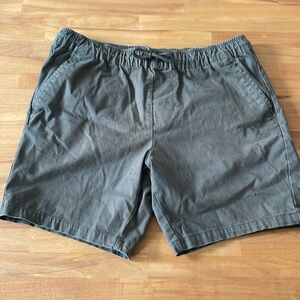 ASOS men’s cotton shorts green medium